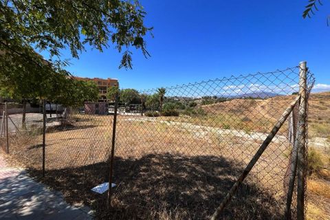 Helårsgrund i Fuengirola, Malaga, Fuengirola - € 350.000 | Ref: R5324989 - foto 10