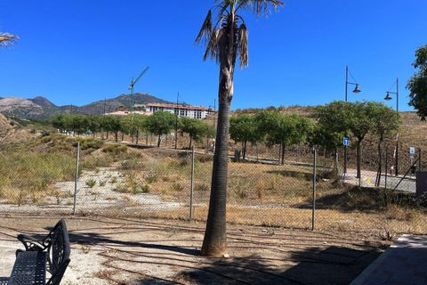 Helårsgrund i Fuengirola, Malaga, Fuengirola - € 350.000 | Ref: R5324989 - foto 11