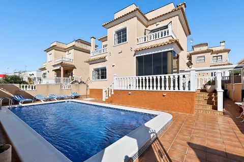 Villa i Pinar De Campoverde, Alicante - foto 1