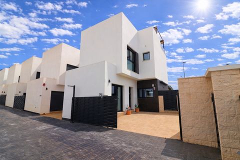 Villa a Benijofar, Alicante, Benijofar - € 399.950 | Ref: 200-4646 - foto 29
