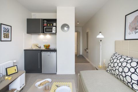Lejlighed i Lyon, Rhone, Lyon - € 89.762 | Ref: 260304-112015_D8301132D - foto 4