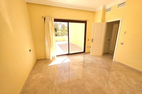 Villa a Marbella, Malaga, Marbella - € 1.600.000 | Ref: CDS4765366-FO - foto 8
