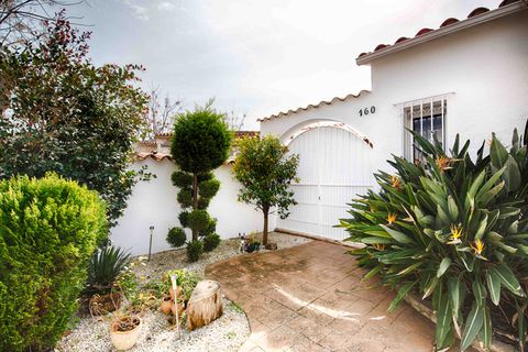 Villa i Empuriabrava, Gerona, Empuriabrava - € 598.000 | Ref: W-0488FU - foto 44