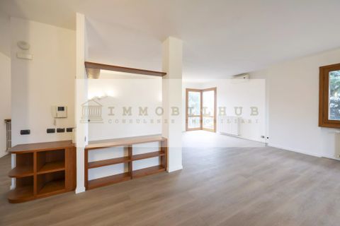 Villa i Inverigo, Como, Inverigo - € 450.000 | Ref: Ser117 - foto 2