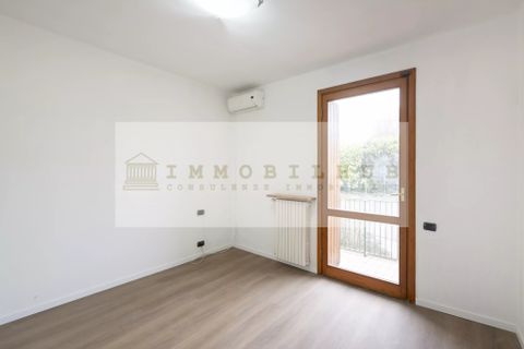 Villa i Inverigo, Como, Inverigo - € 450.000 | Ref: Ser117 - foto 8