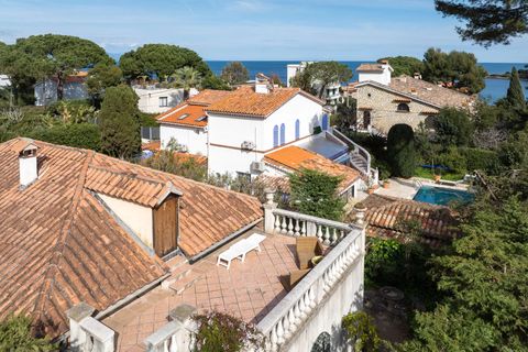 Villa i Antibes, Alpes-Maritimes, Antibes - € 1.470.000 | Ref: ARV-1140-VA - foto 14