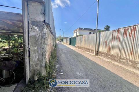 Erhvervsejendom i Sant'Antimo, Naples, Sant'Antimo - € 255.000 | Ref: Sant'Antimo - locale artigianale - foto 4