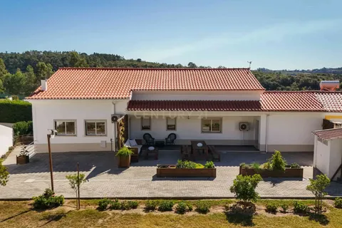 Villa i Alcobaca, Leiria, Alcobaca - € 469.000 | Ref: 0563-01845 - foto 1