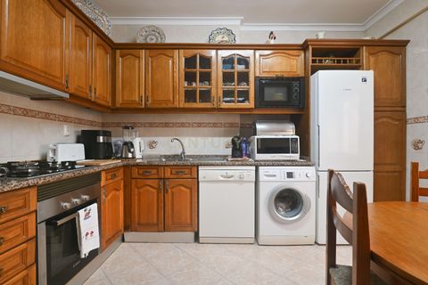 Lejlighed i Carnaxide, Lisbon, Carnaxide - € 400.000 | Ref: C0212-04284 - foto 7