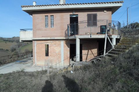 Villa a Monteprandone, Ascoli Piceno, Monteprandone - € 350.000 | Ref: cas501 - foto 5