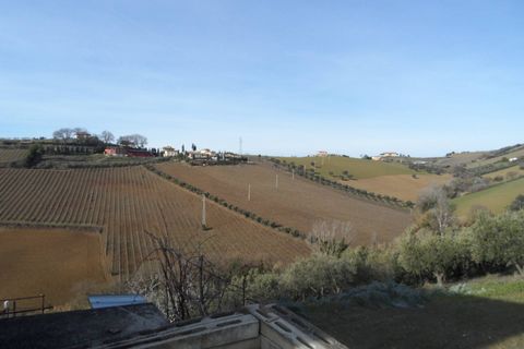 Villa a Monteprandone, Ascoli Piceno, Monteprandone - € 350.000 | Ref: cas501 - foto 23