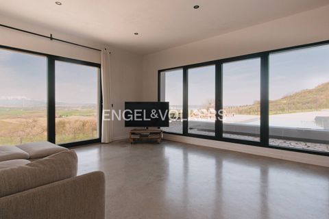 Villa i Petacciato, Campobasso, Petacciato - € 1.200.000 | Ref: EV- VILLA CON DEPENDANCE, PISCINA E VISTA PANORAMICA A PETACCIATO - foto 5