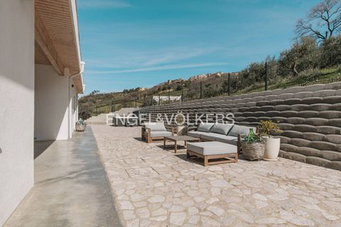 Villa i Petacciato, Campobasso, Petacciato - € 1.200.000 | Ref: EV- VILLA CON DEPENDANCE, PISCINA E VISTA PANORAMICA A PETACCIATO - foto 41