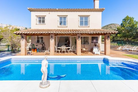 Villa a Coin, Malaga, Coin - € 595.000 | Ref: E306 - foto 2