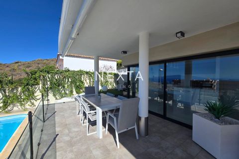 Villa a Adeje, Tenerife, Adeje - € 1.480.000 | Ref: 1083 - foto 6