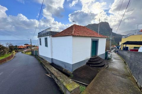 Villa a Santana, Madeira, Santana - € 400.000 | Ref: DRS_HH_0012/12758 - foto 7