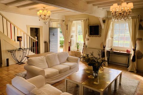 Villa a Montbron, Charente, Montbron - € 685.000 | Ref: BVI84394 - foto 3