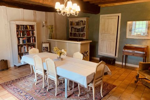 Villa a Montbron, Charente, Montbron - € 685.000 | Ref: BVI84394 - foto 5