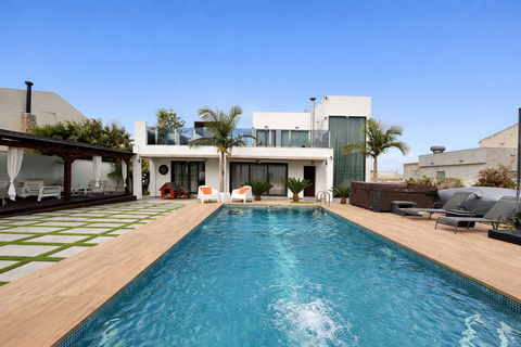 Villa i Los Balcones, Alicante, Los Balcones - € 1.320.000 | Ref: AKS-53703 - foto 2