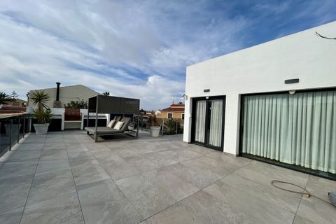 Villa i Los Balcones, Alicante, Los Balcones - € 1.320.000 | Ref: AKS-53703 - foto 45
