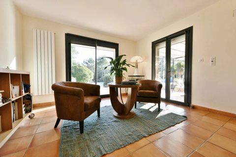 Villa i Nimes, Gard, Nimes - € 850.000 | Ref: HH-15939788 - foto 30