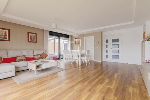 Villa a Boadilla Del Monte, Madrid, Boadilla Del Monte - € 1.070.000 | Ref: POZ67468 - foto 3
