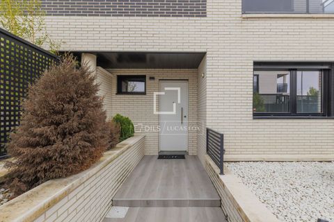 Villa a Boadilla Del Monte, Madrid, Boadilla Del Monte - € 1.070.000 | Ref: POZ67468 - foto 40