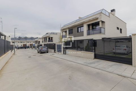 Villa a Boadilla Del Monte, Madrid, Boadilla Del Monte - € 1.070.000 | Ref: POZ67468 - foto 45