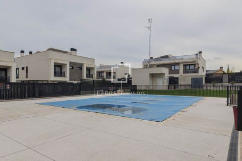 Villa a Boadilla Del Monte, Madrid, Boadilla Del Monte - € 1.070.000 | Ref: POZ67468 - foto 49