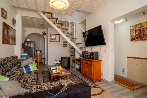 Byhus i Torrevieja, Alicante, Torrevieja - € 139.995 | Ref: 769826 - foto 11