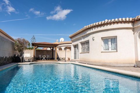 Villa a Playa Flamenca, Alicante, Playa Flamenca - € 585.000 | Ref: 13771 - foto 18