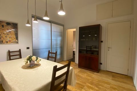 Apartament a Rome, Rome, Rome - € 2.800/mes | Ref: A0764 - foto 9