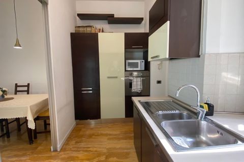 Apartament a Rome, Rome, Rome - € 2.800/mes | Ref: A0764 - foto 14