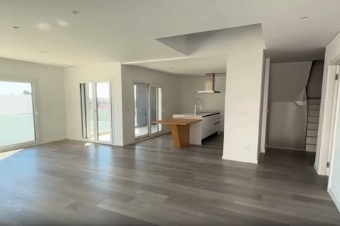 Villa i Corroios, Setubal, Corroios - € 740.000 | Ref: SF-SAFTI:007970 - foto 3