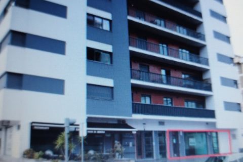 Erhvervsejendom i Odivelas, Lisbon, Odivelas - € 500.000 | Ref: SF-SAFTI:007775 - foto 1