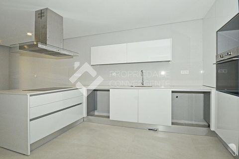 Villa i Seixal, Setubal, Seixal - € 595.000 | Ref: 380 - foto 4