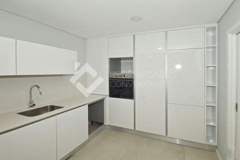 Villa i Seixal, Setubal, Seixal - € 595.000 | Ref: 380 - foto 7