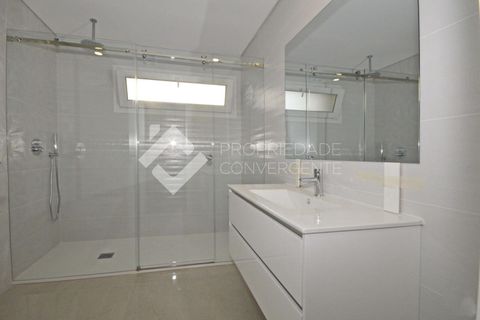 Villa i Seixal, Setubal, Seixal - € 595.000 | Ref: 380 - foto 21