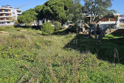 Helårsgrund i Setubal, Setubal, Setubal - € 155.000 | Ref: C0410-00737 - foto 1