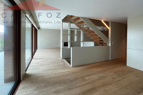 Villa a Porto, Porto, Porto - € 3.750/mes | Ref: 100277 - foto 8