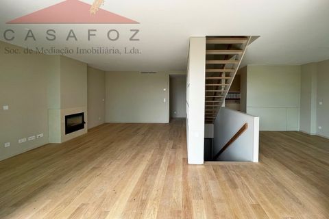 Villa a Porto, Porto, Porto - € 3.750/mes | Ref: 100277 - foto 9