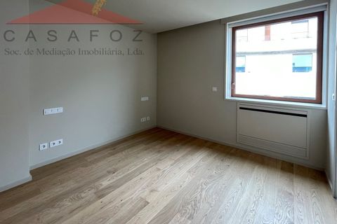 Villa a Porto, Porto, Porto - € 3.750/mes | Ref: 100277 - foto 29