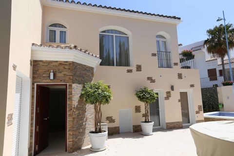 Villa i Marbella, Malaga, Marbella - € 990.000 | Ref: SMSM0777 - foto 39