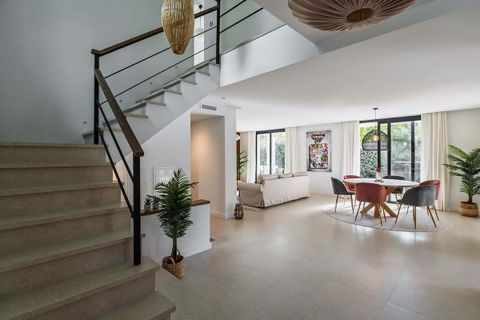 Villa a Marbella, Malaga, Marbella - € 2.650.000 | Ref: SMSMLUX0782 - foto 2