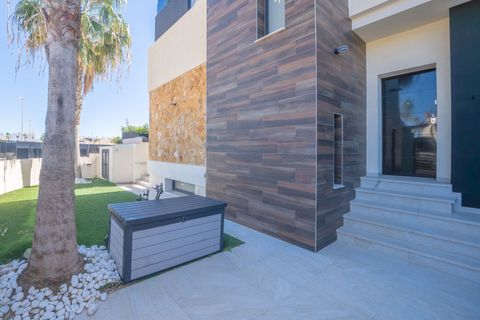Villa i Orihuela, Alicante, Orihuela - € 759.000 | Ref: 2a614af3-8281-454d-8 - foto 38