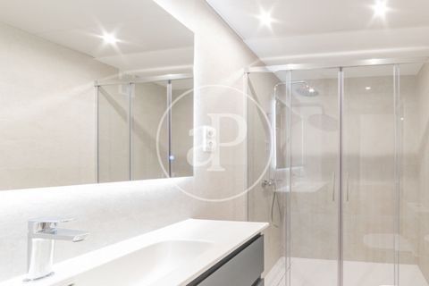 Apartament a Madrid, Madrid, Madrid - € 1.900/mes | Ref: AM2603031 - foto 16