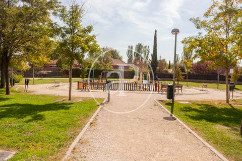 Villa a La Moraleja, Madrid, La Moraleja - € 3.900.000 | Ref: VMN2603015 - foto 9