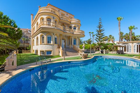 Villa a Orihuela Costa, Alicante, Orihuela Costa - € 2.095.000 | Ref: CMF-58649 - foto 2