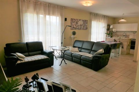 Villa a Dolceacqua, Imperia, Dolceacqua - € 320.000 | Ref: 7276360 - foto 8