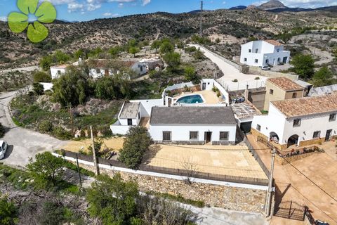 Villa i Albox, Almeria, Albox - € 249.000 | Ref: CRE-2677 - foto 1